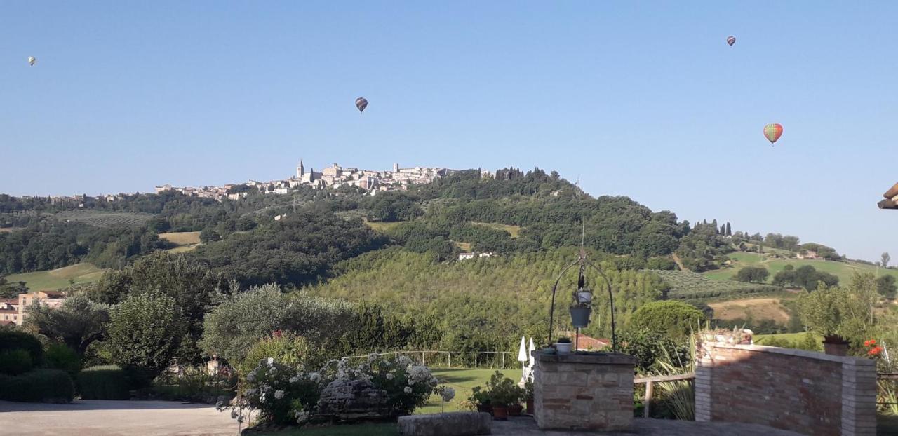 Agriturismo Borgo Montecucco Villa Todi Exterior photo